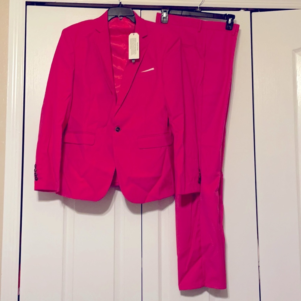 Men’s pink suit